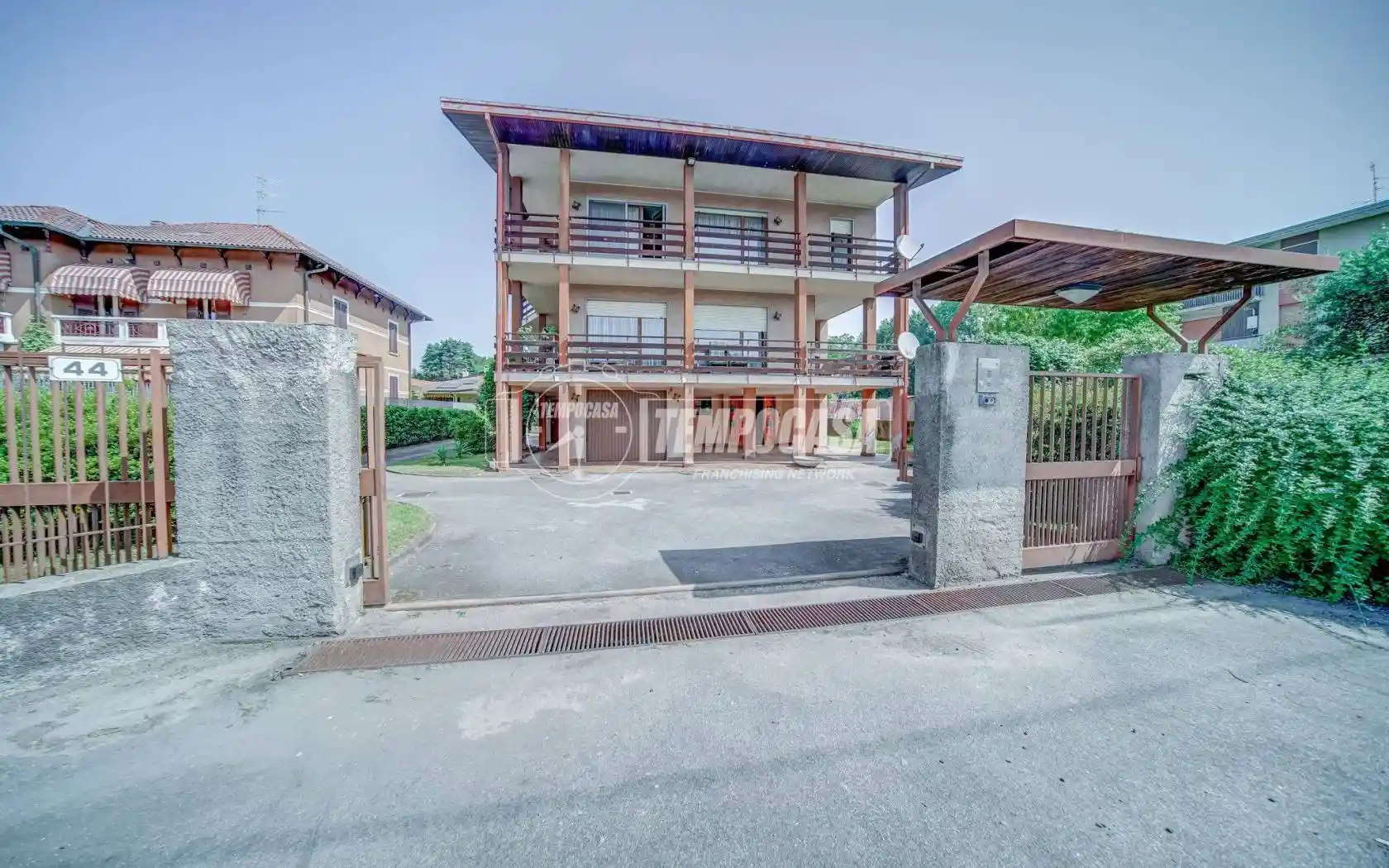 Casa indipendente in vendita a Castelletto Sopra Ticino