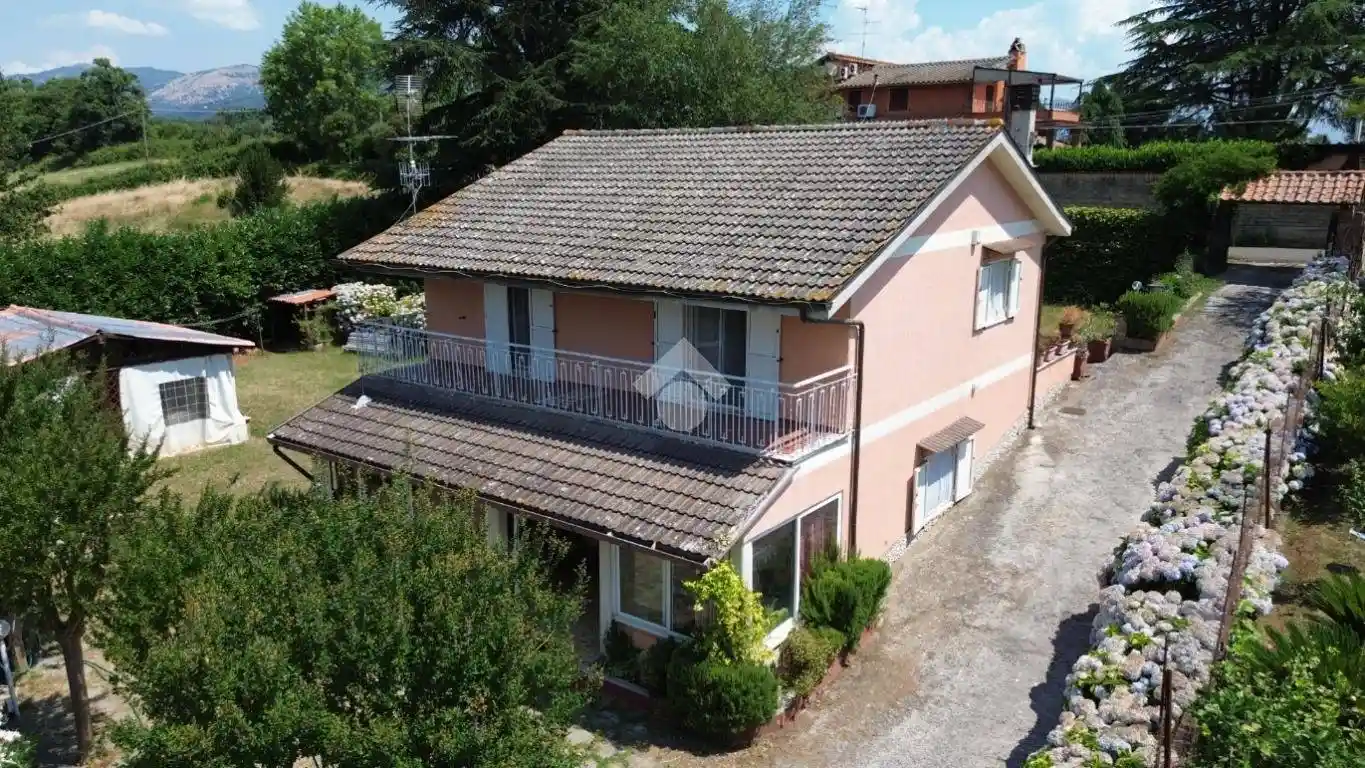 Villa in vendita a Valmontone