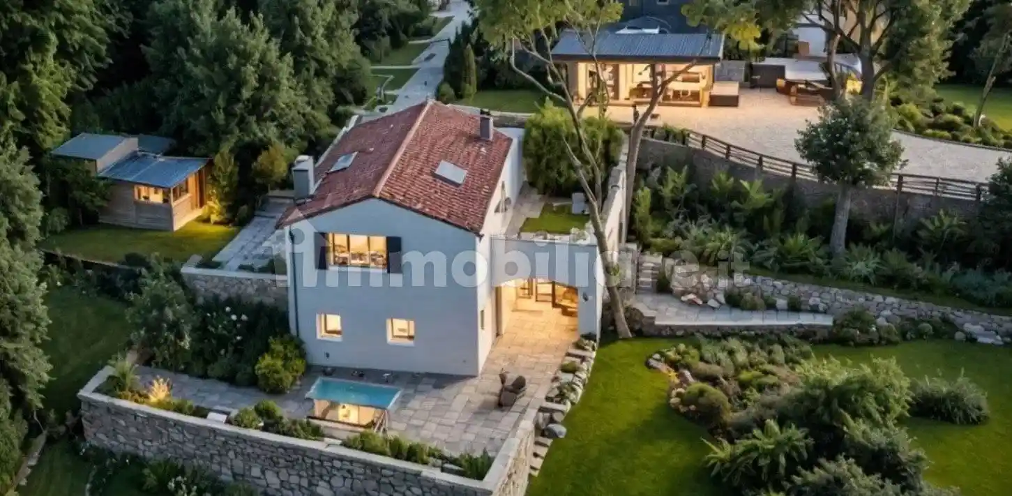 Rustico - Casale in vendita a Pietrasanta