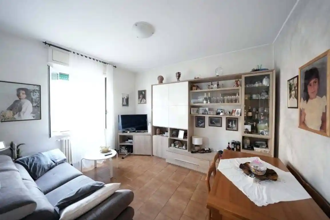 Appartamento in vendita a Verano Brianza