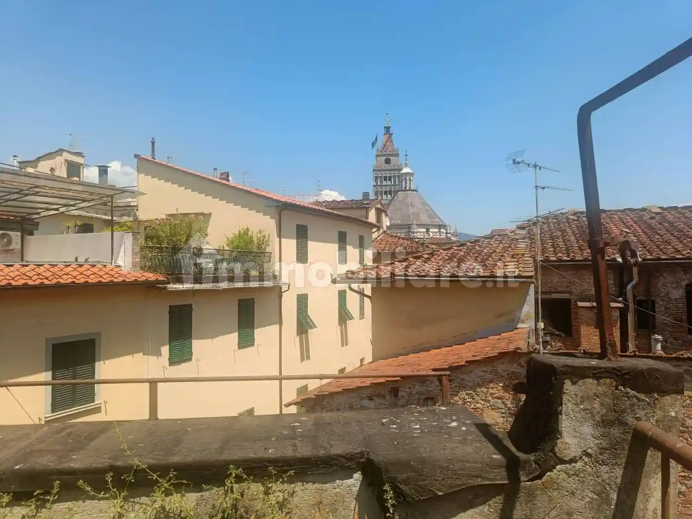 Casa indipendente in vendita a Pistoia