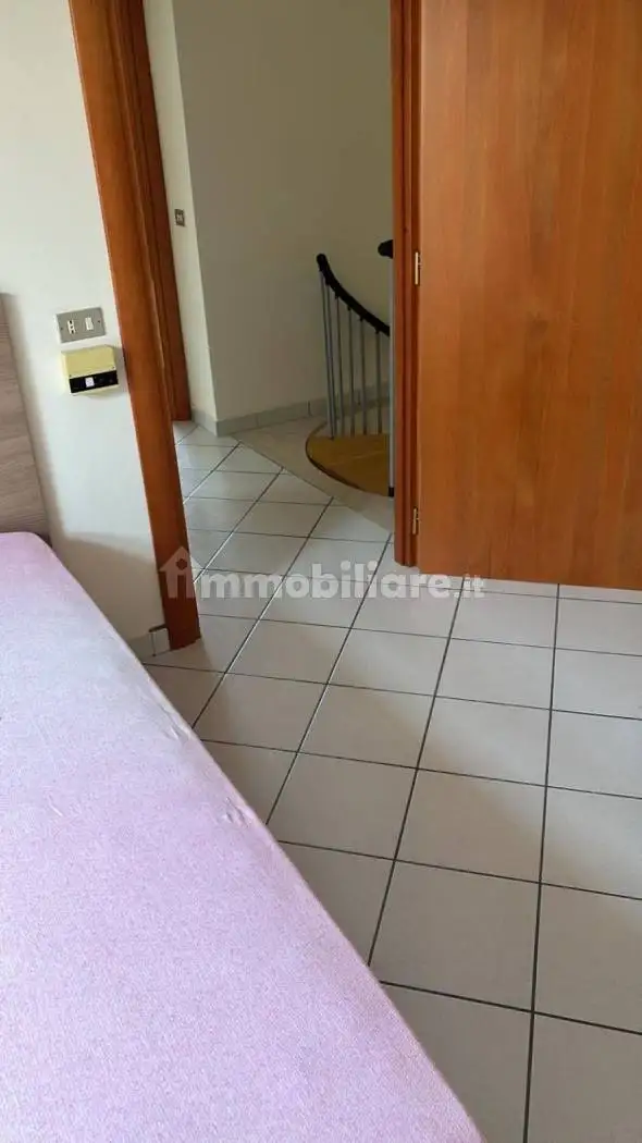 Trilocale via Maddalena 12, Centro, Alba Adriatica - foto 4