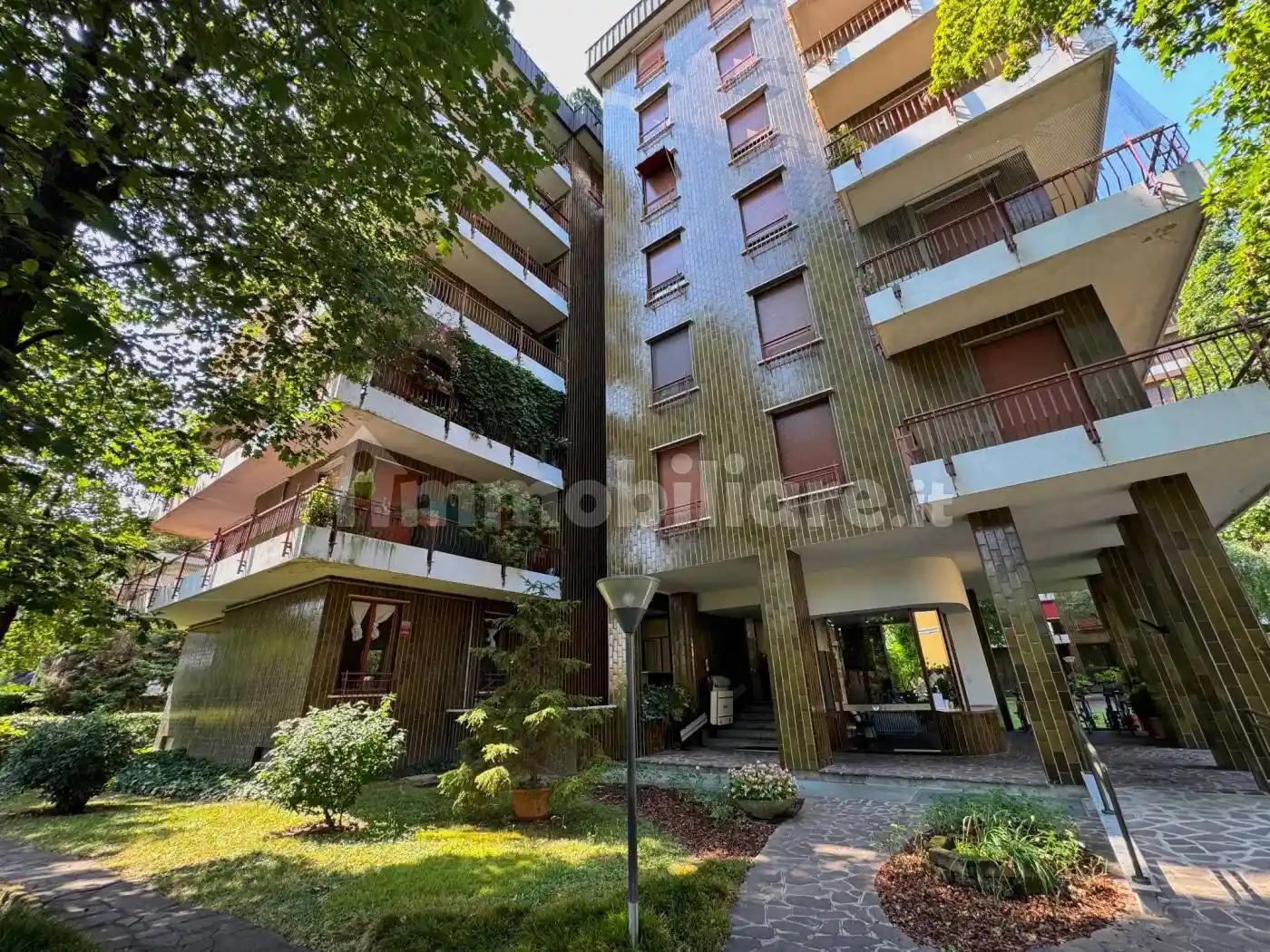 Appartamento in vendita a Monza