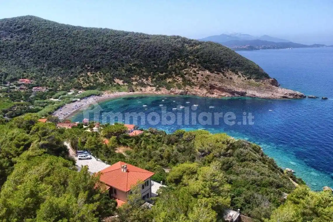 Villa in vendita a Rio