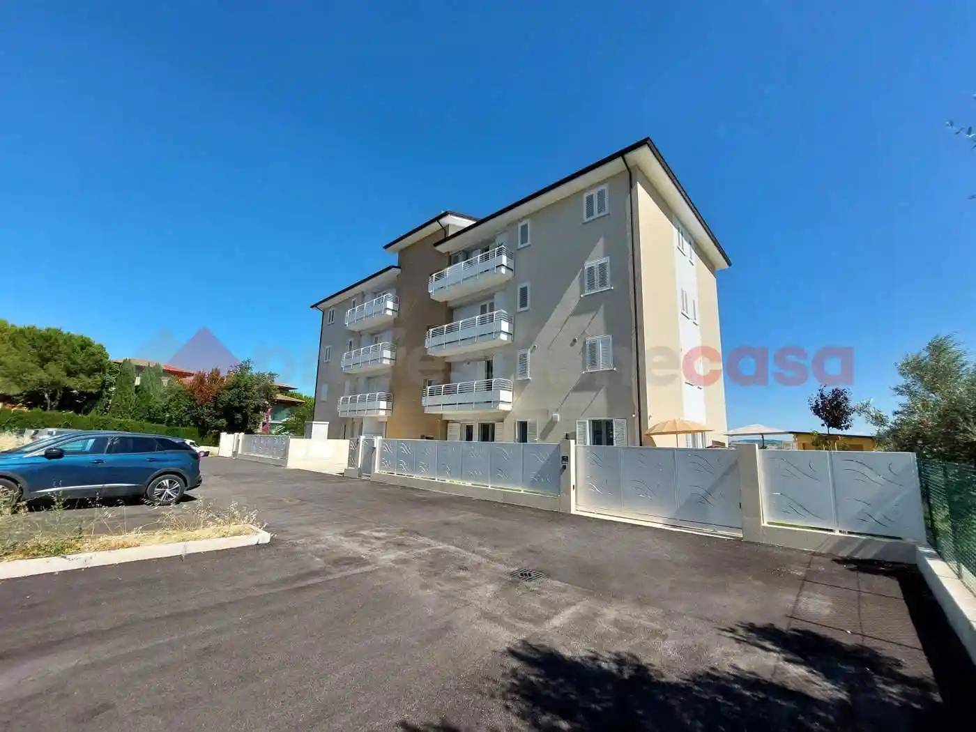 Quadrilocale via Giacomo Leopardi, 30, Centro, Nereto - foto 2