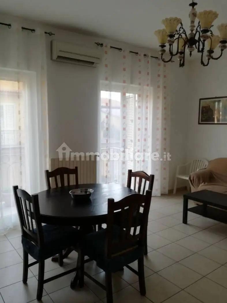 Appartamento in vendita a Siderno