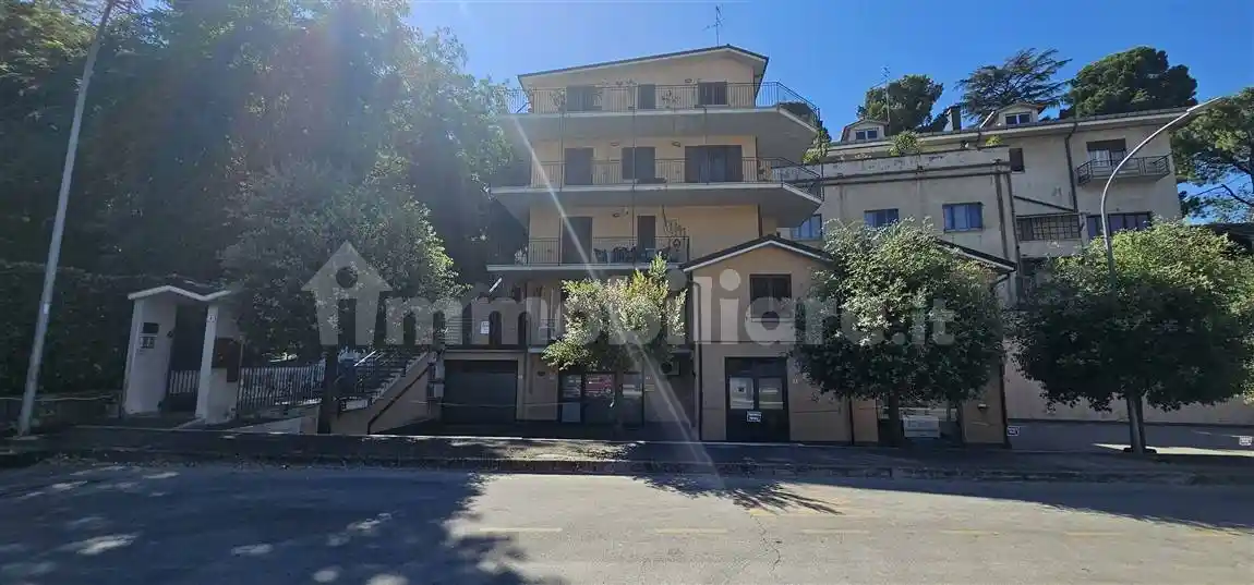 Quadrilocale piazza Francesco Paolo Memmo, Centro, Lanciano - foto 4