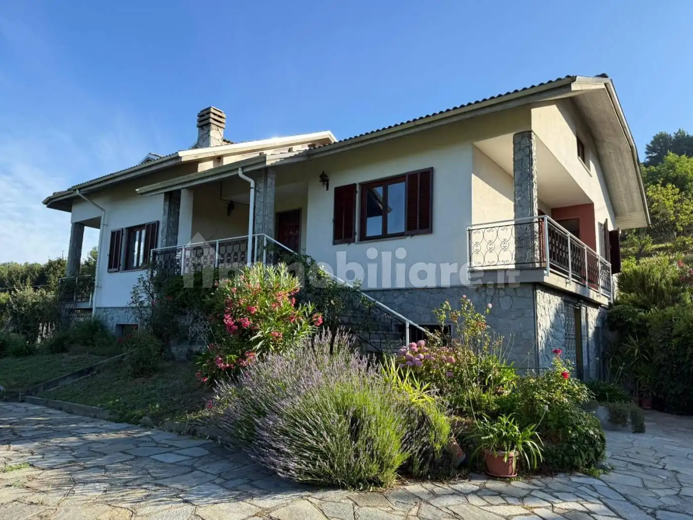 Villa in vendita a Priero