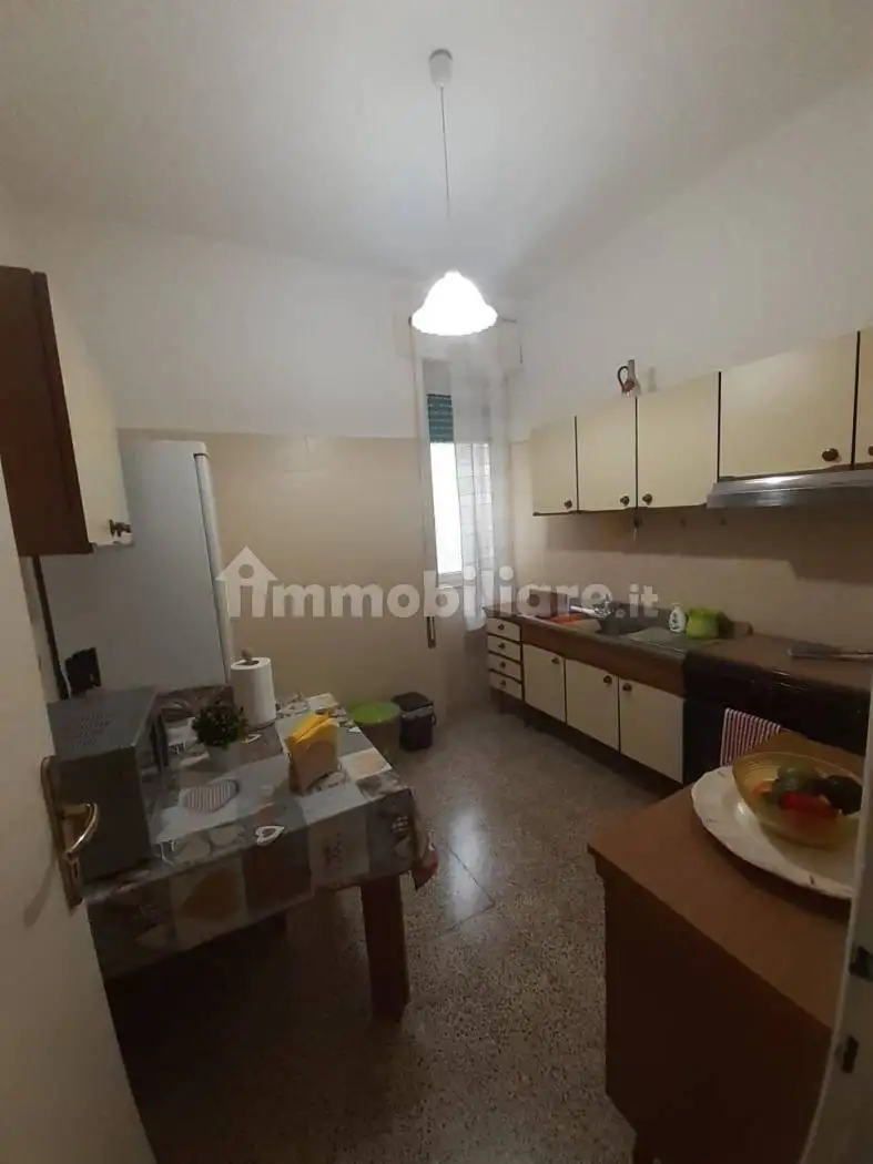 Bilocale via Regina Elena 22, Centro, Ladispoli - foto 4