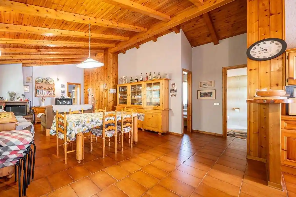 Villa unifamiliare Contrada Chiomati, Erbezzo - foto 4