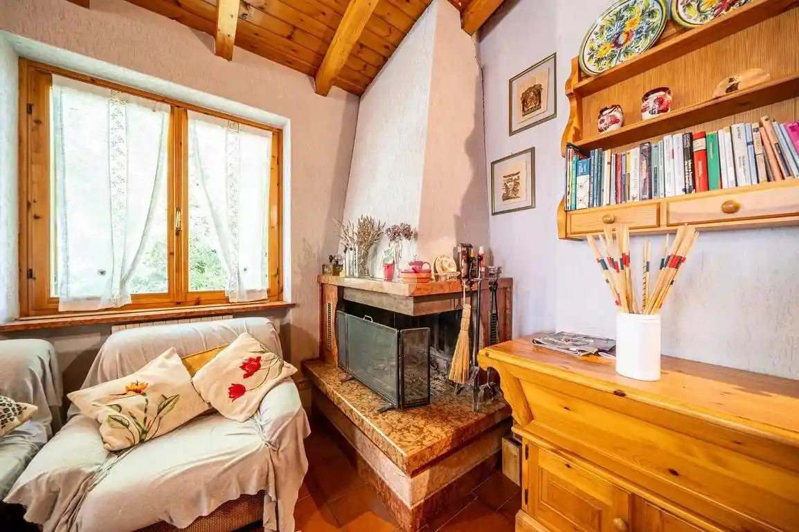 Villa unifamiliare Contrada Chiomati, Erbezzo - foto 5