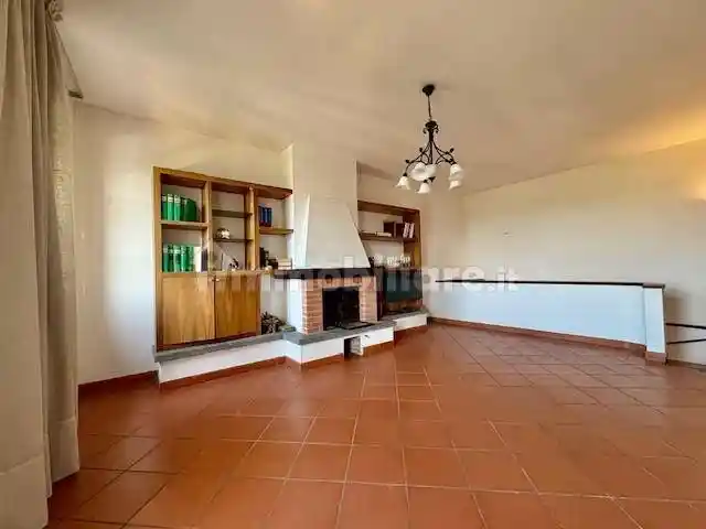 Appartamento in vendita a Crespina e Lorenzana