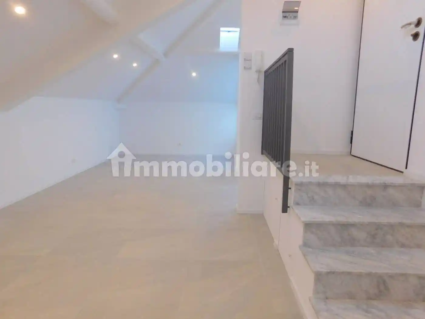 Appartamento in vendita a Savona