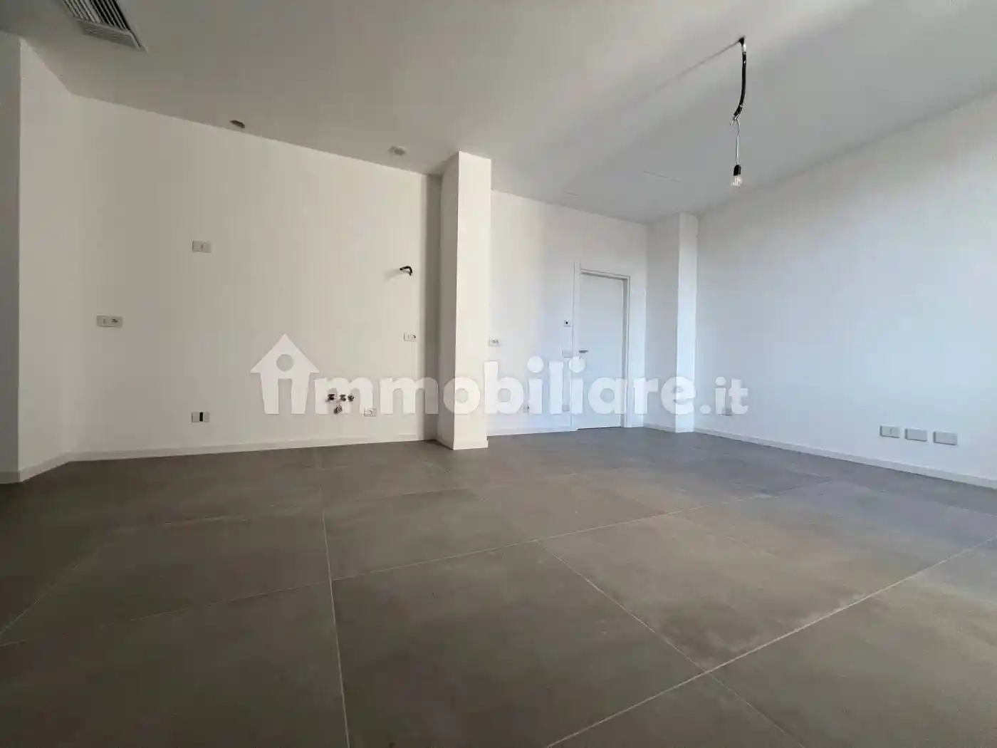 Trilocale via Magenta 5, Stazione, Seregno - foto 2