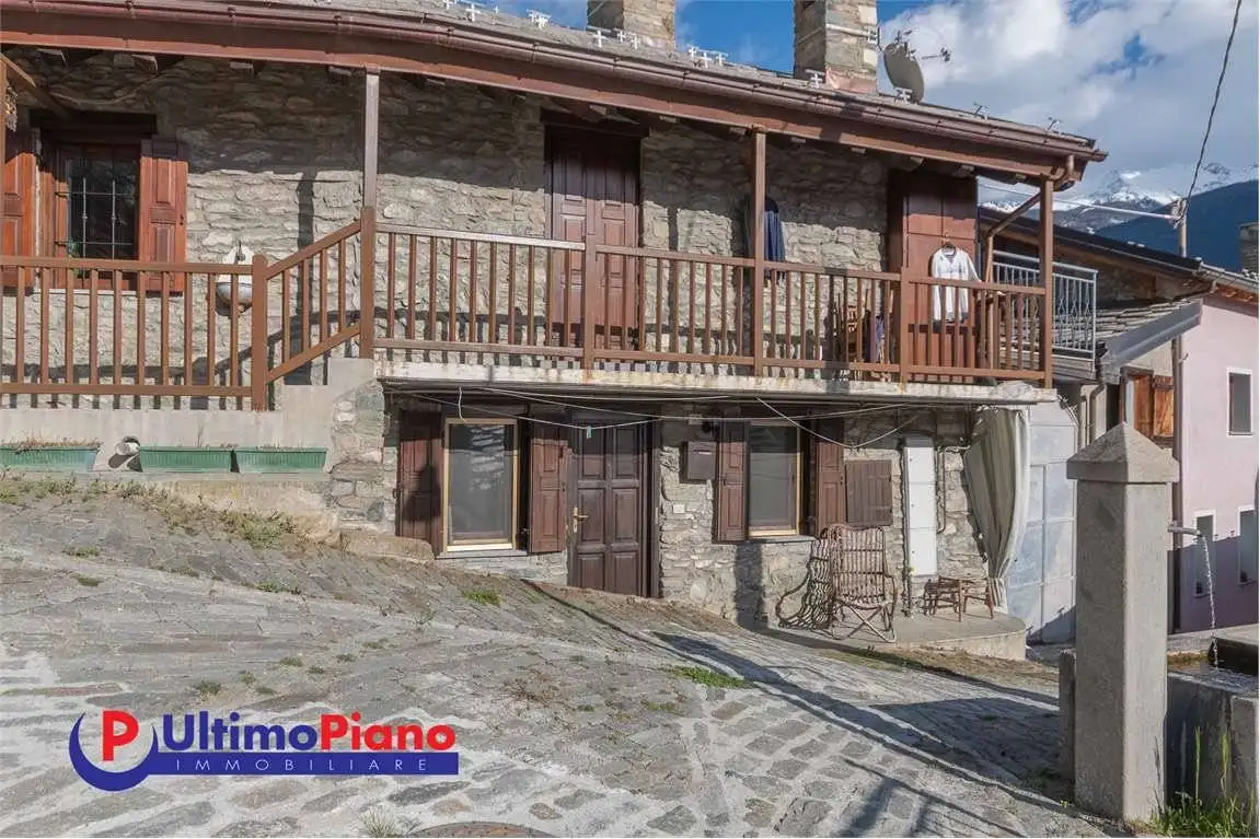 Appartamento in vendita a Sarre