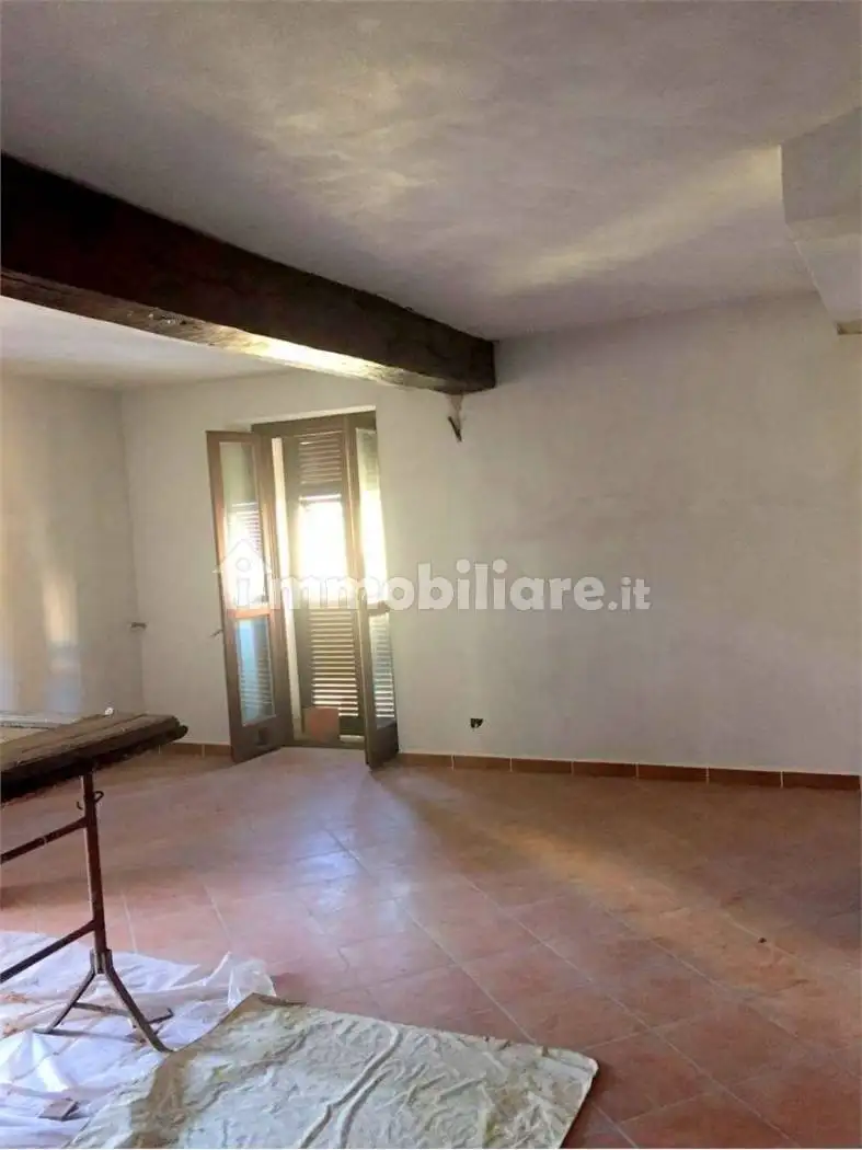 Terratetto unifamiliare 109 m², da ristrutturare, Centro, Cassano Spinola - foto 3