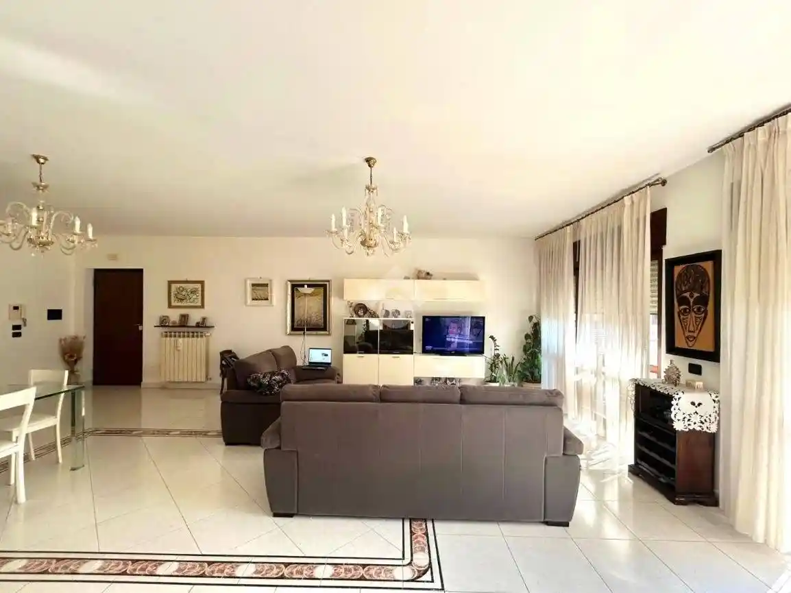 Trilocale via Romualdo Montagna, Acquedotto, Cosenza - foto 5