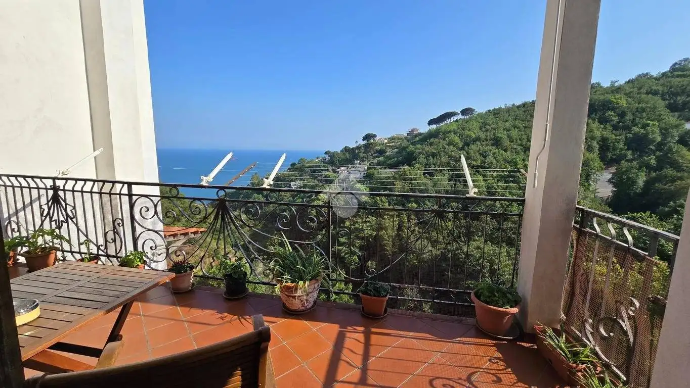 Casa indipendente in vendita a Vietri sul Mare