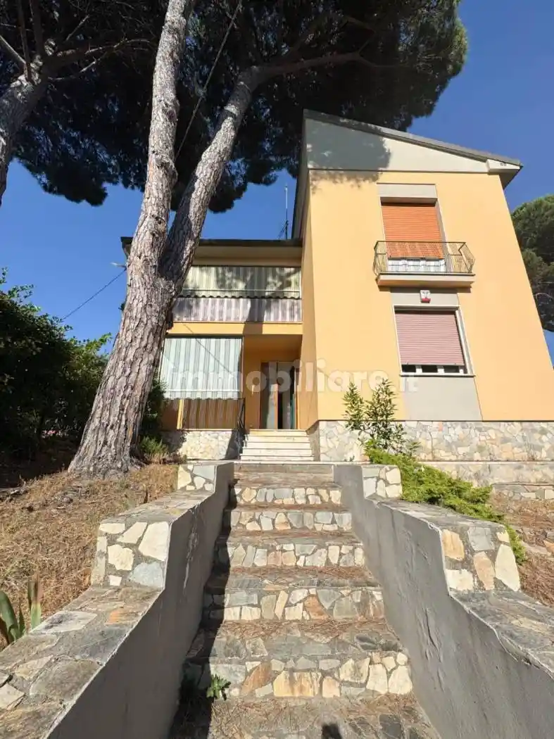 Villa in vendita a Pisa