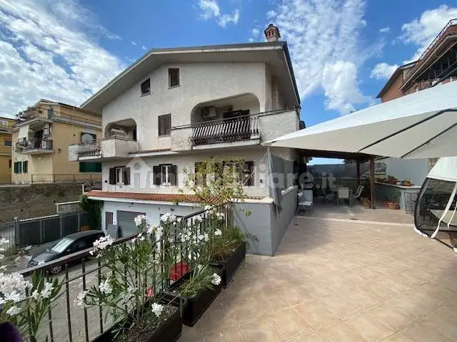 Villa in vendita a Monterotondo