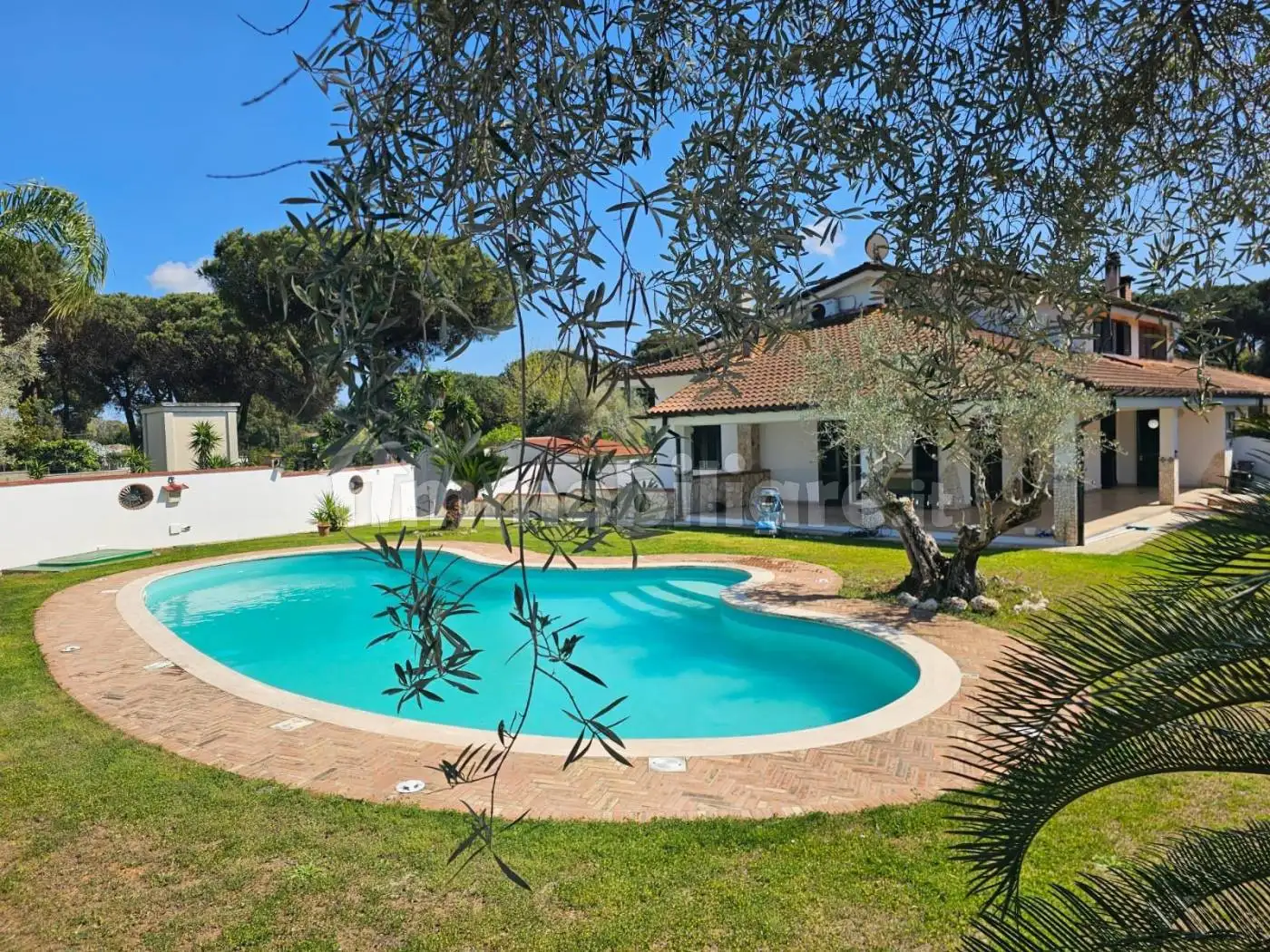 Villa in affitto a Terracina