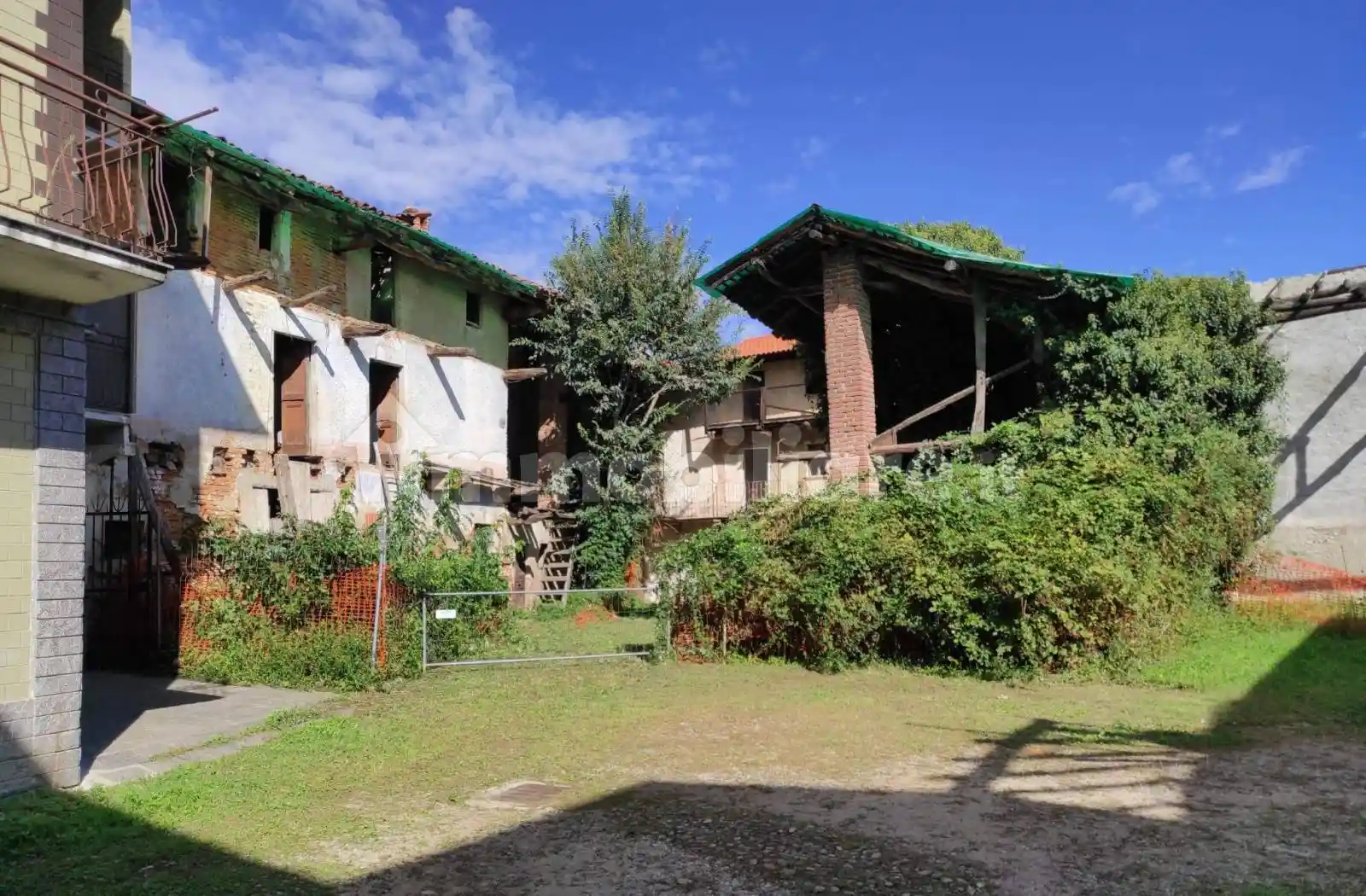 Casa indipendente in vendita a Bellinzago Novarese