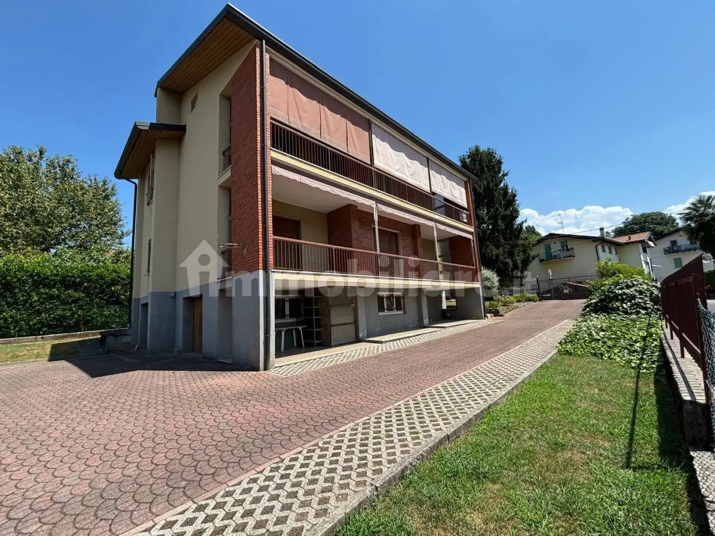 Appartamento in vendita a Morazzone