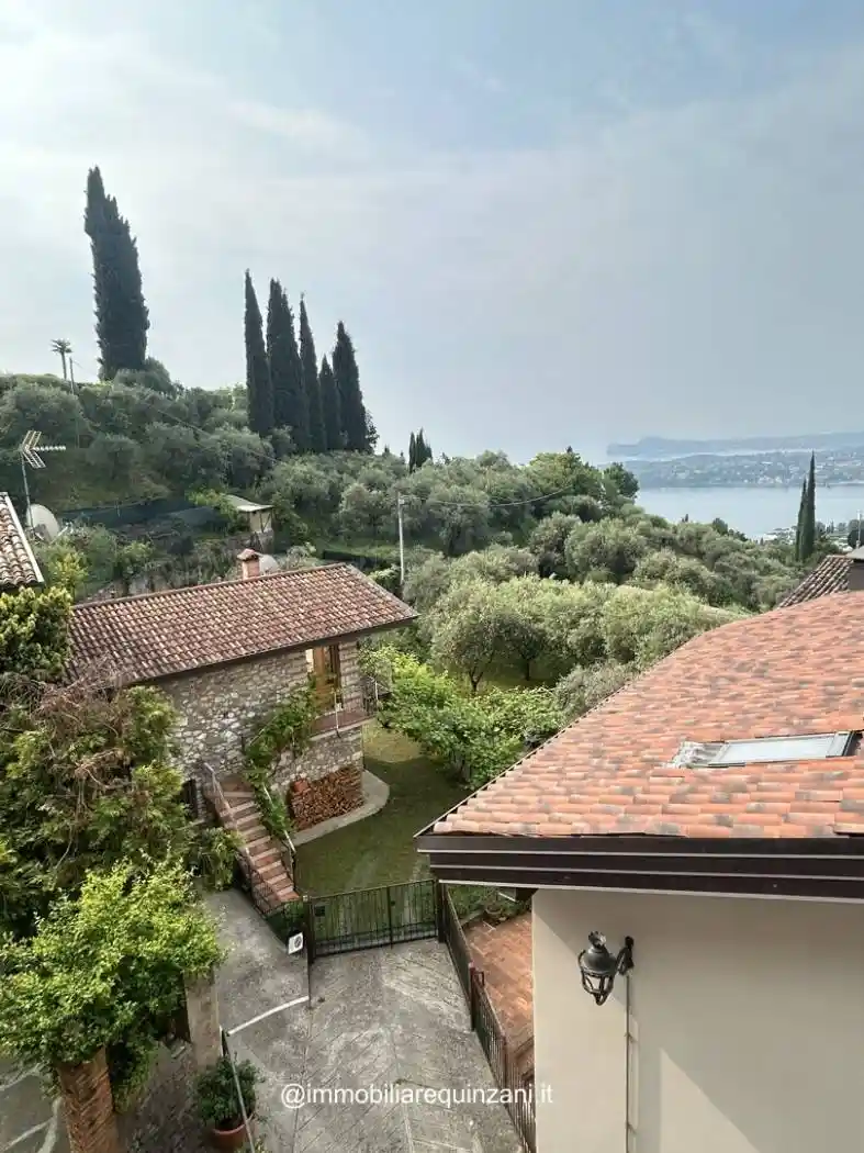 Rustico - Casale in vendita a Gardone Riviera
