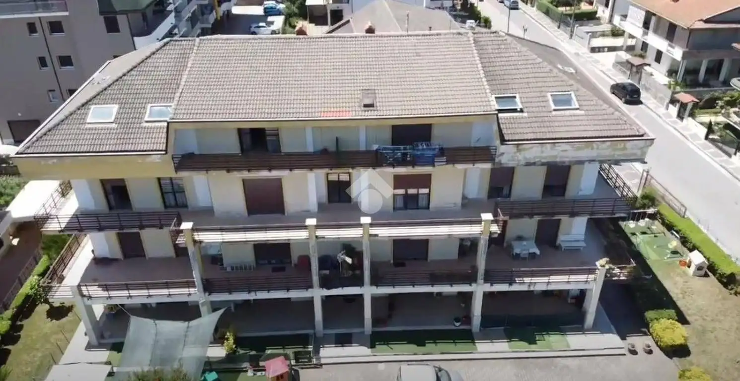 Palazzo - Edificio in vendita a Rotondi