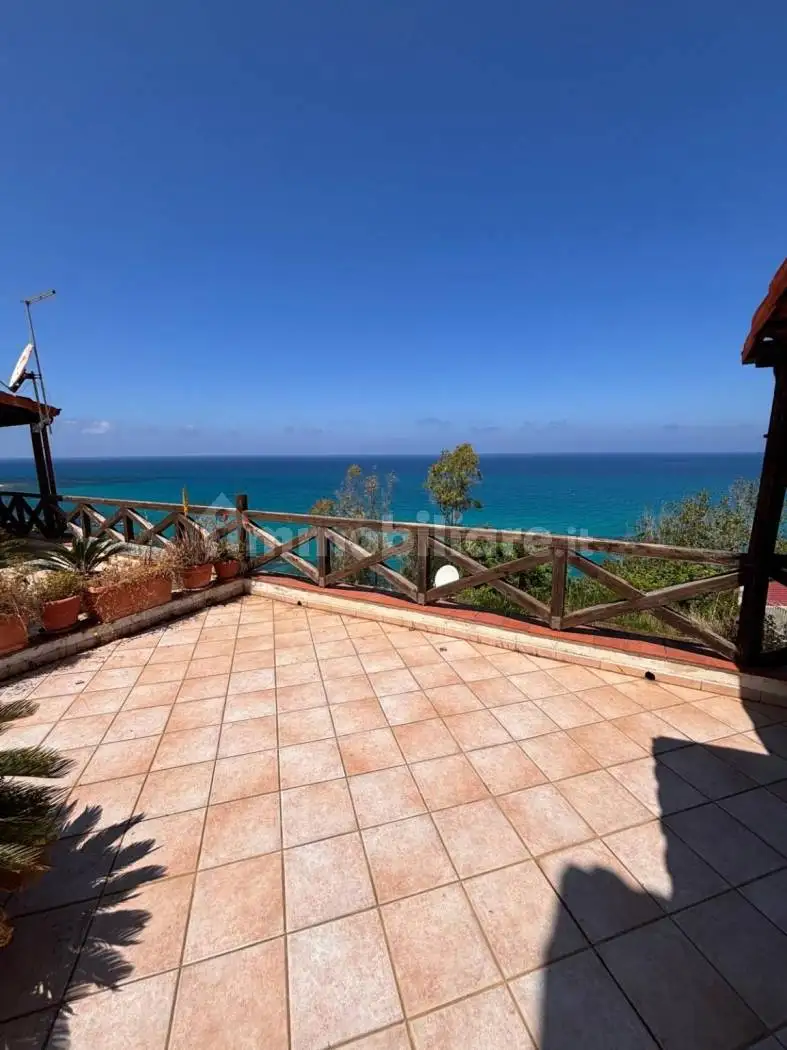 Appartamento in vendita a Parghelia