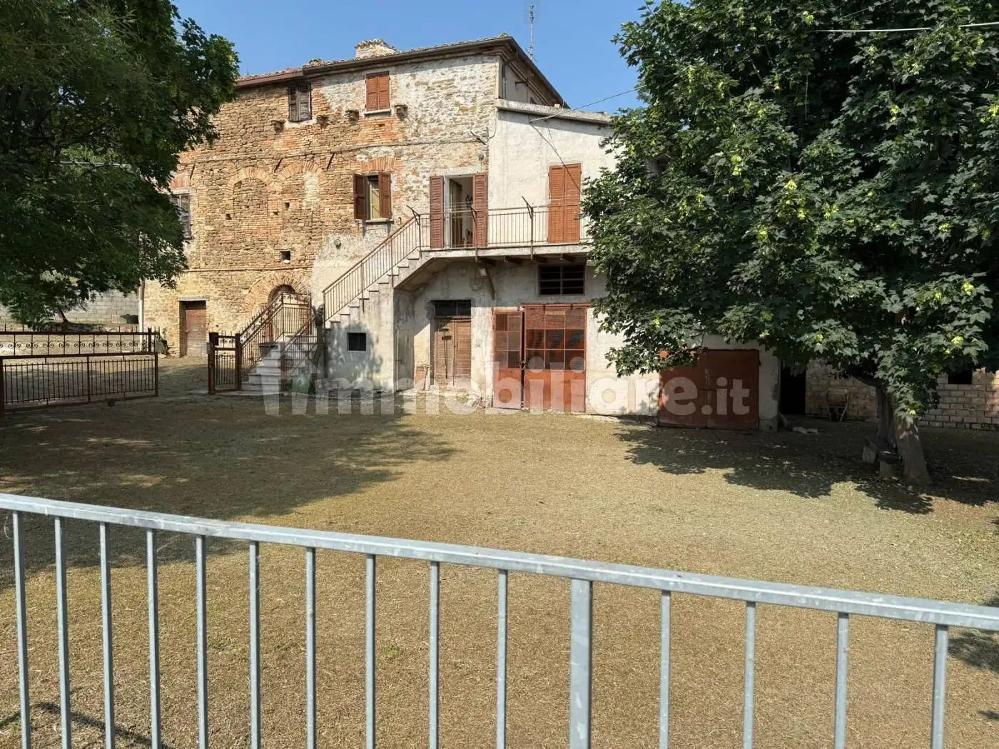 Rustico - Casale in vendita a Fratte Rosa