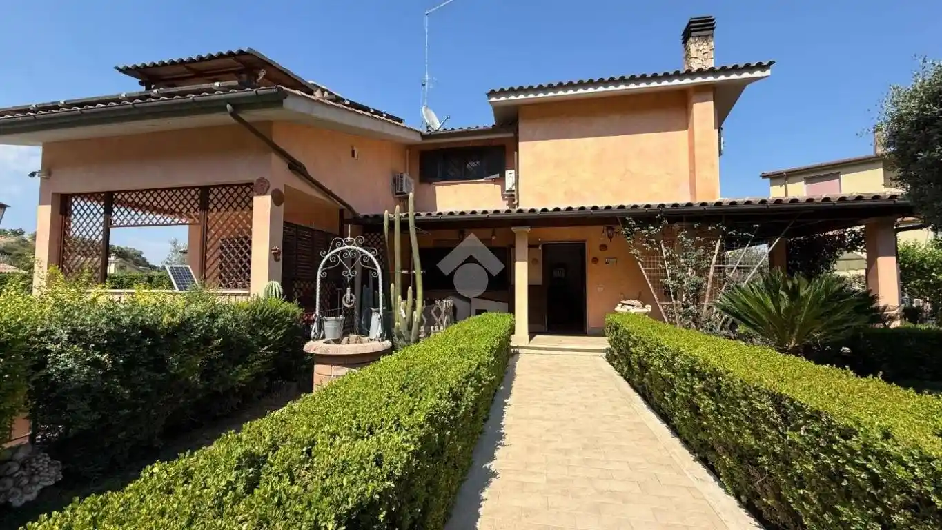 Villa in vendita a Capena