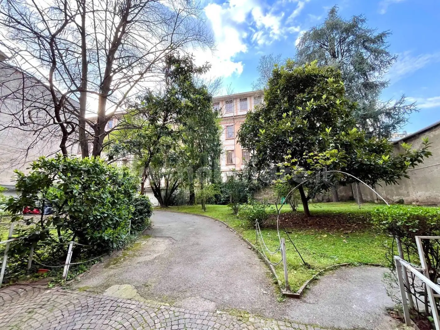 Apartment in vendita a Milan