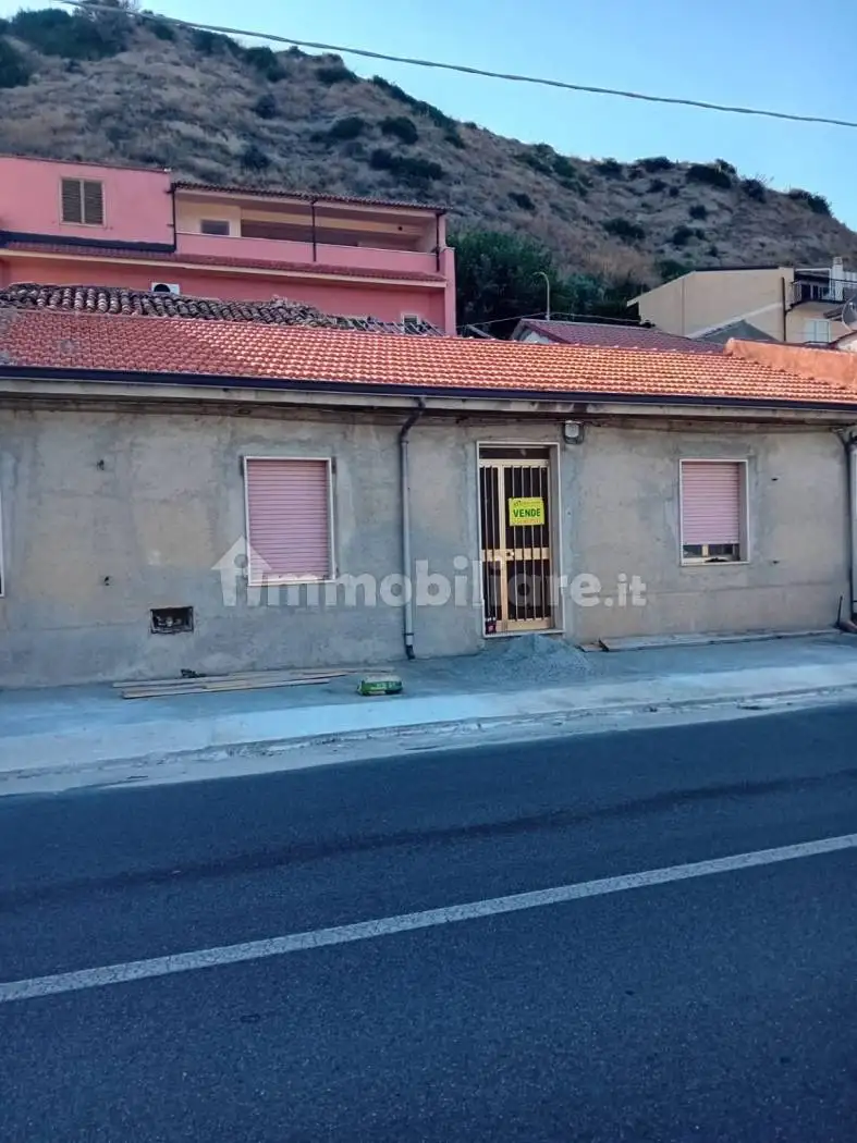 Villa unifamiliare via Carlo Alberto, Galati, Brancaleone - foto 3