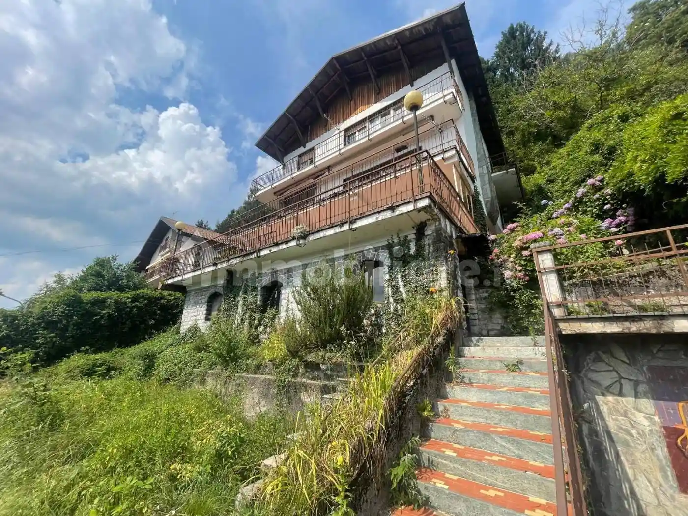 Villa in vendita a Centro Valle Intelvi