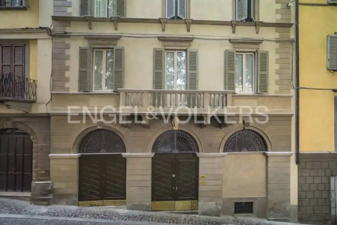 Trilocale via San Lorenzo 10, Città Alta, Bergamo - foto 2