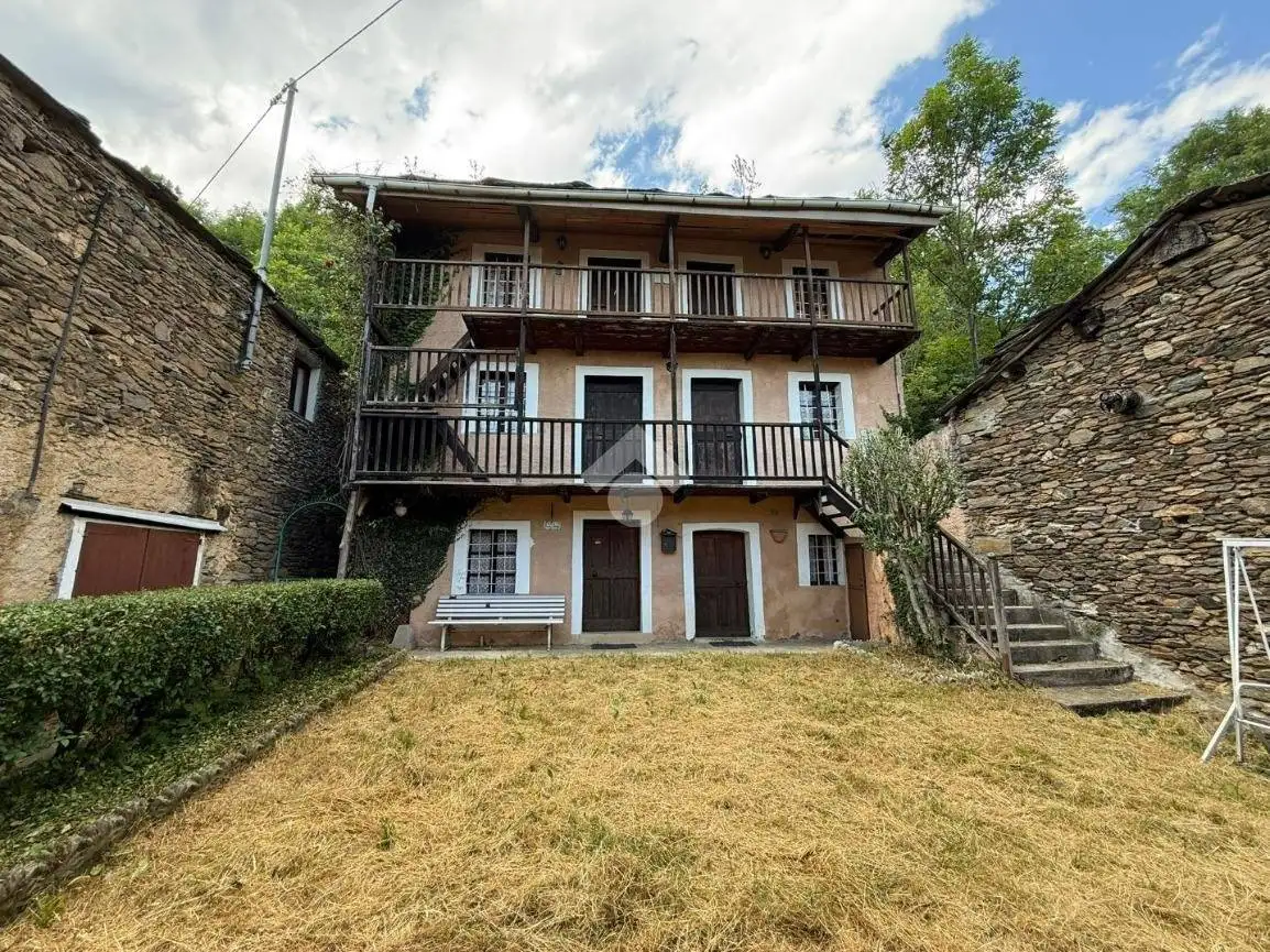 Casa indipendente in vendita a Prarostino