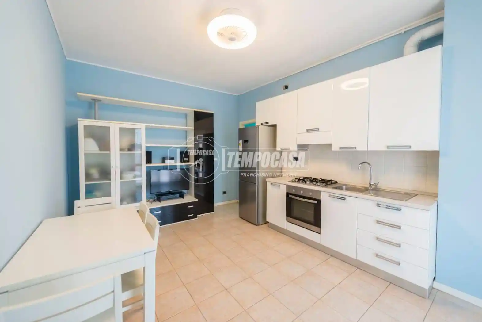 Bilocale via Francesco Primaticcio 2, Lorenteggio, Milano - foto 2