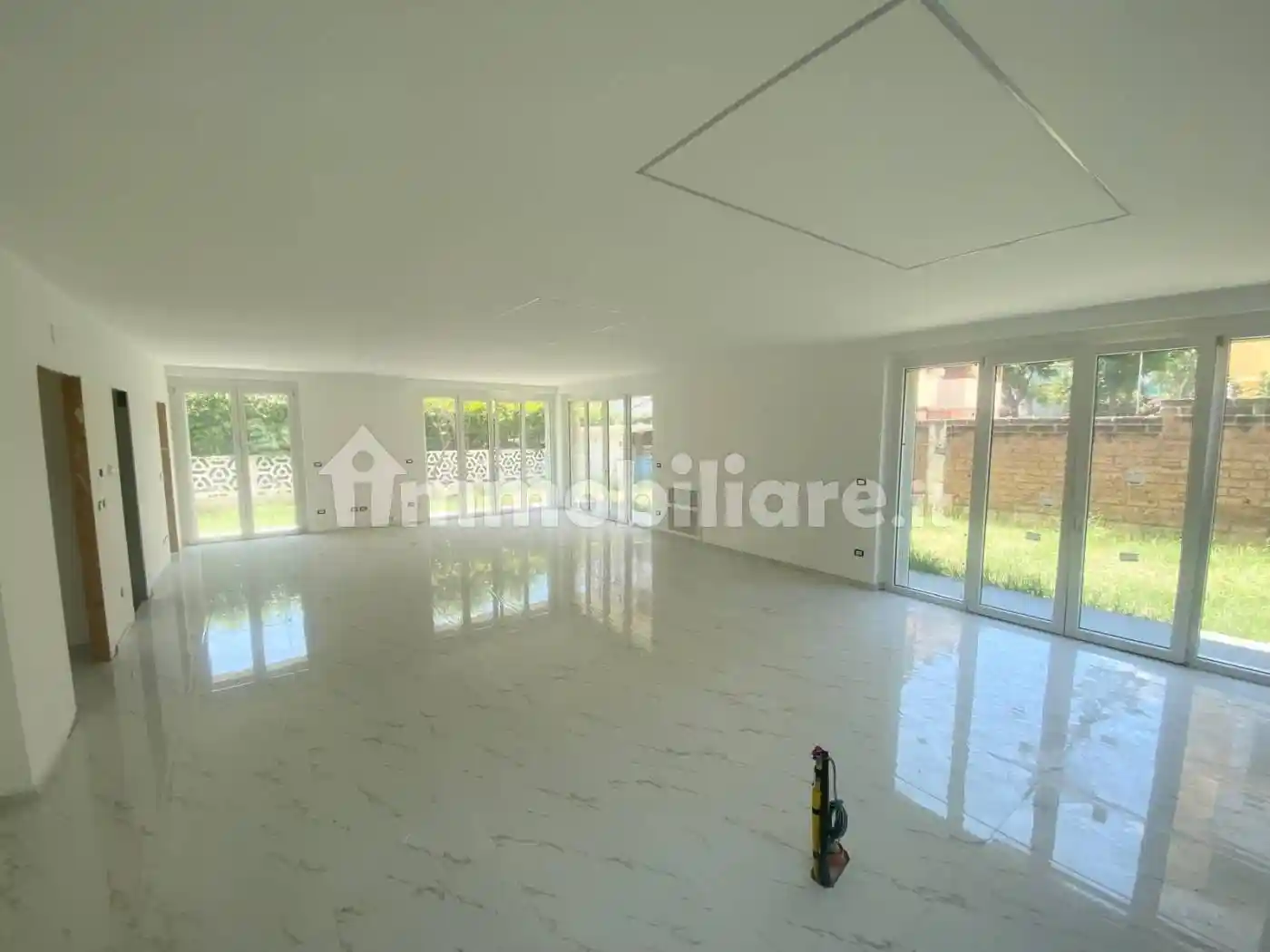 Villa unifamiliare via Ugo Foscolo, Porto Allegro, Montesilvano - foto 2