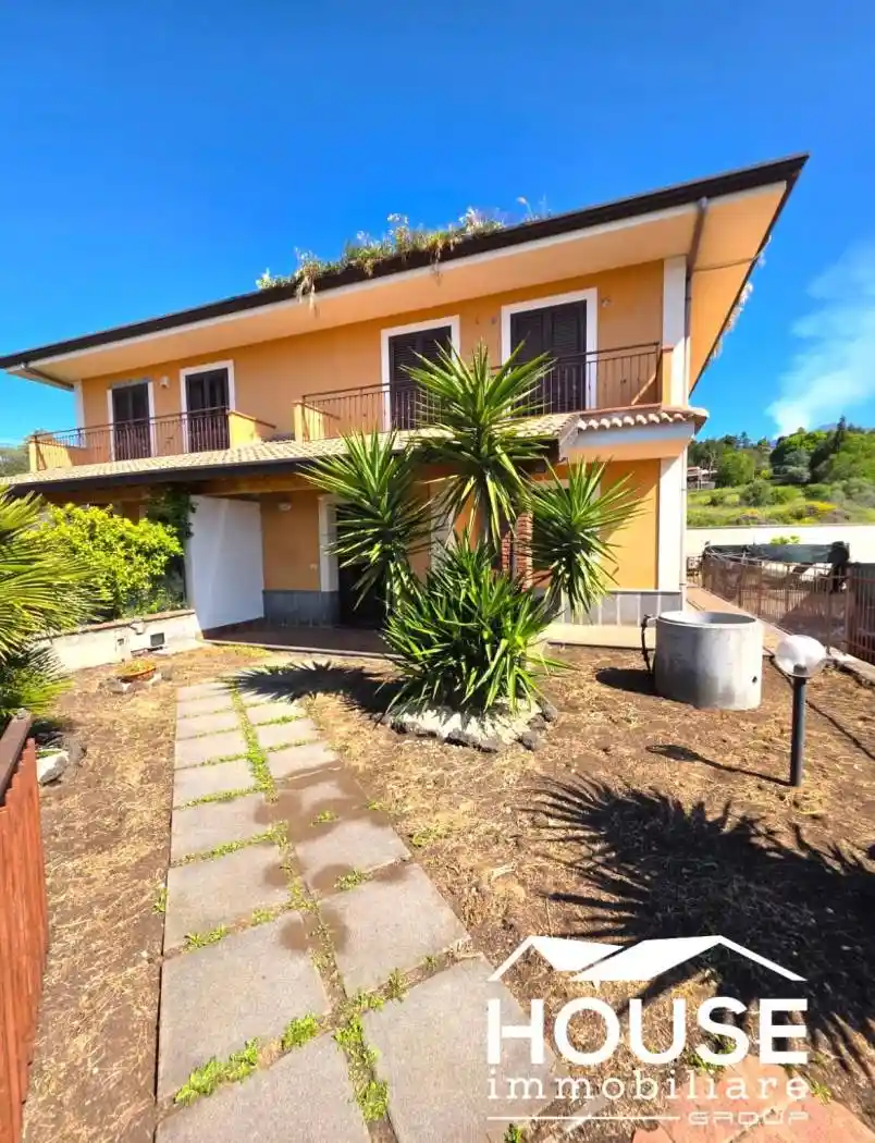 Casa indipendente in vendita a Ragalna