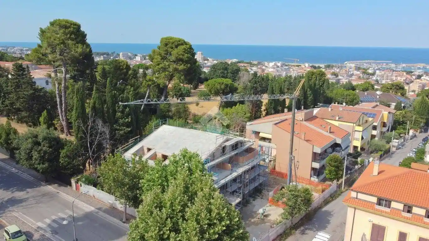 Trilocale via Gramsci 61, Centro, Giulianova - foto 2