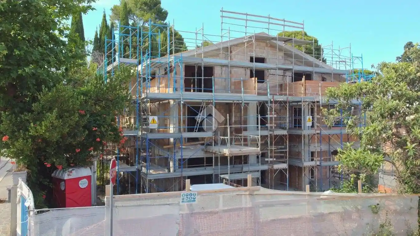 Trilocale via Gramsci 61, Centro, Giulianova - foto 3