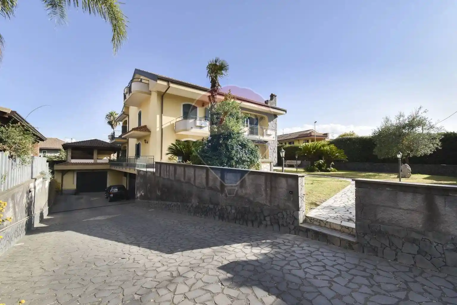 Appartamento in vendita a Aci Sant'Antonio