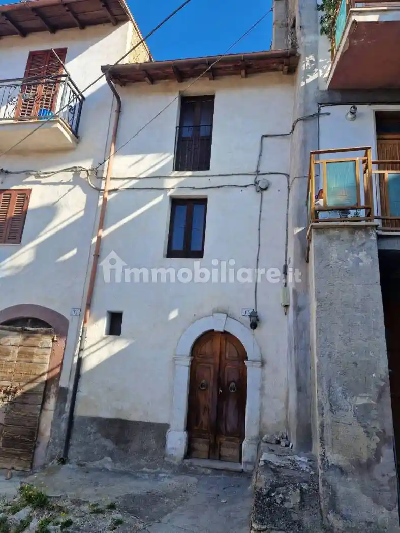 Casa indipendente in vendita a Celano