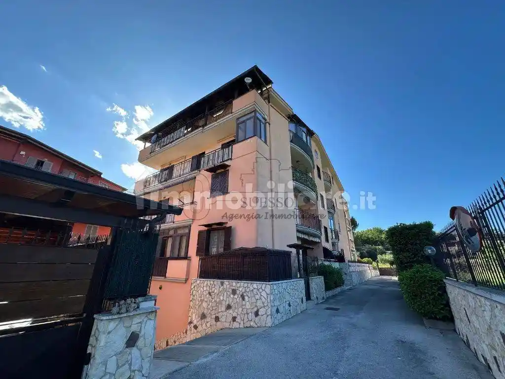 Appartamento in vendita a Santa Maria a Vico
