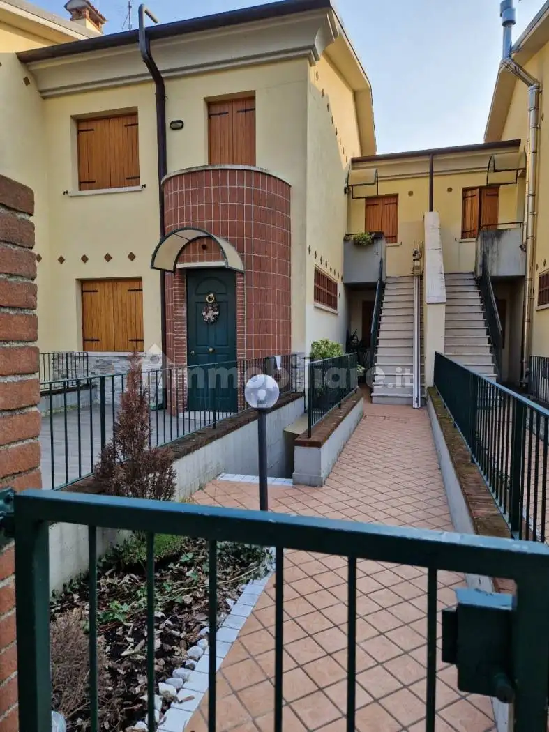 Appartamento in vendita a Zanè