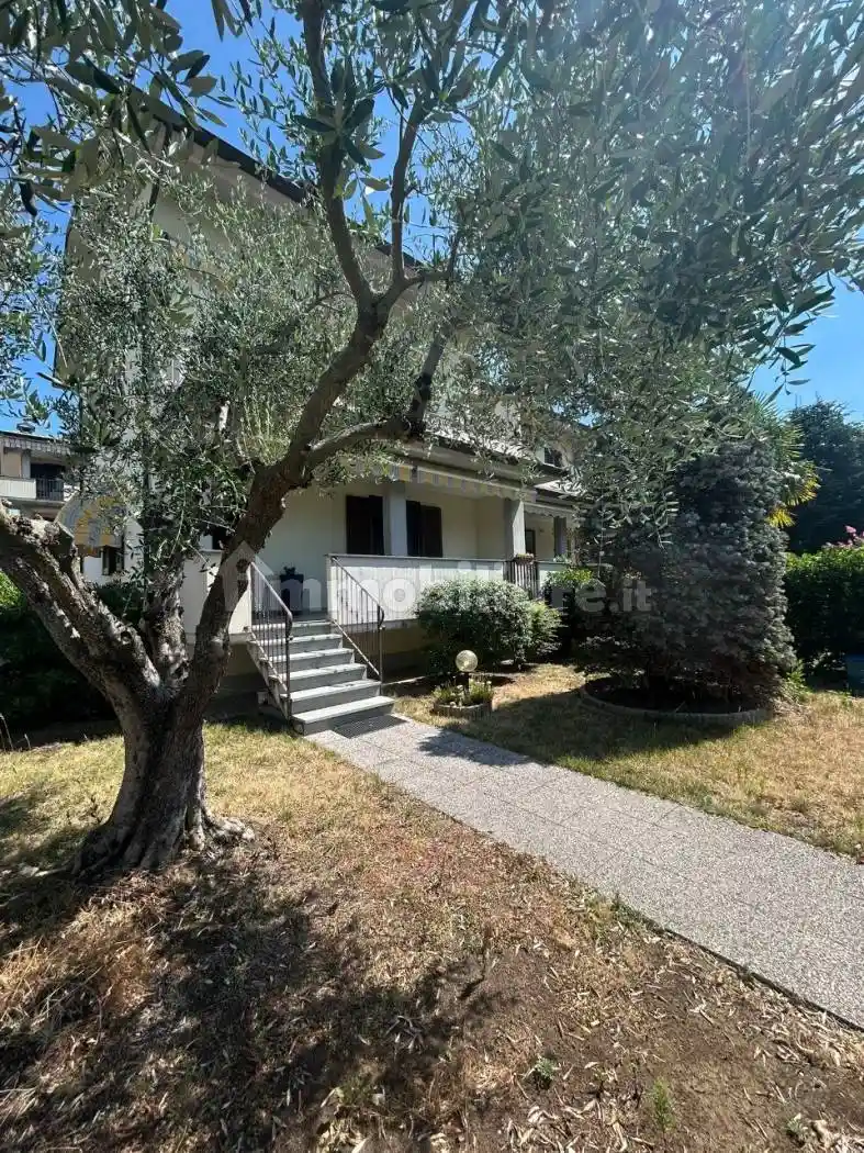 Villa in vendita a Rivergaro