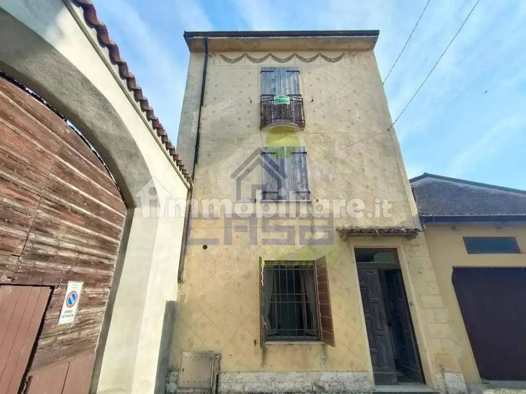 Casa indipendente in vendita a Piadena Drizzona
