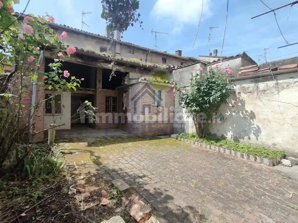 Terratetto unifamiliare via Nino Bixio  5, Piadena, Piadena Drizzona - foto 2