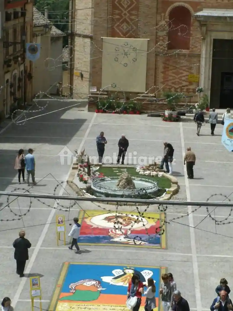 Casa indipendente in vendita a Montefiore dell'Aso